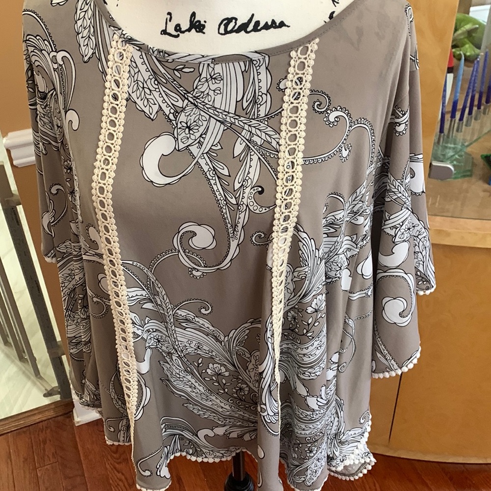 EUC-STYLE & CO BLOUSE. SIZE 2X